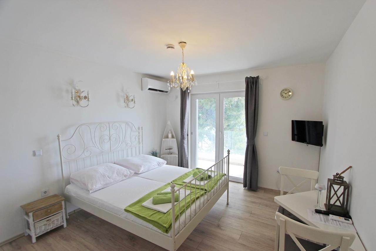 Villa Danica Murter Бетина Екстериор снимка