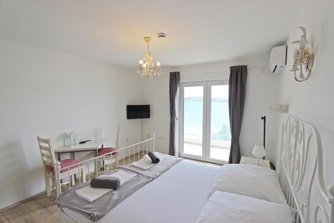 Villa Danica Murter Бетина Екстериор снимка